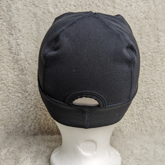 Lululemon Brisk Run Toque All  black In GREAT used condition - Picture 3 of 6